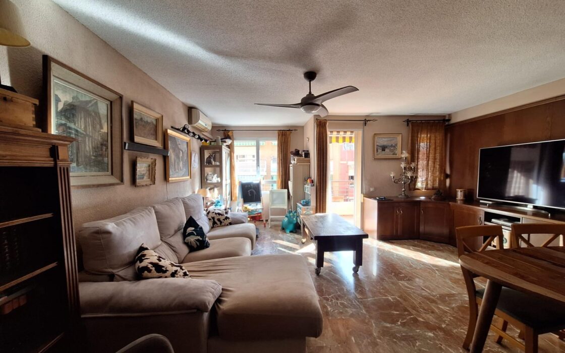 Апартамент 127 кв.м в Аликанте у моря с террасой