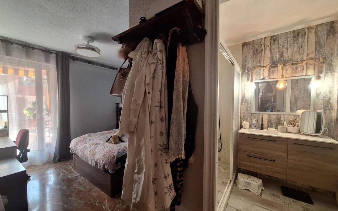 Апартамент 127 кв.м в Аликанте у моря с террасой