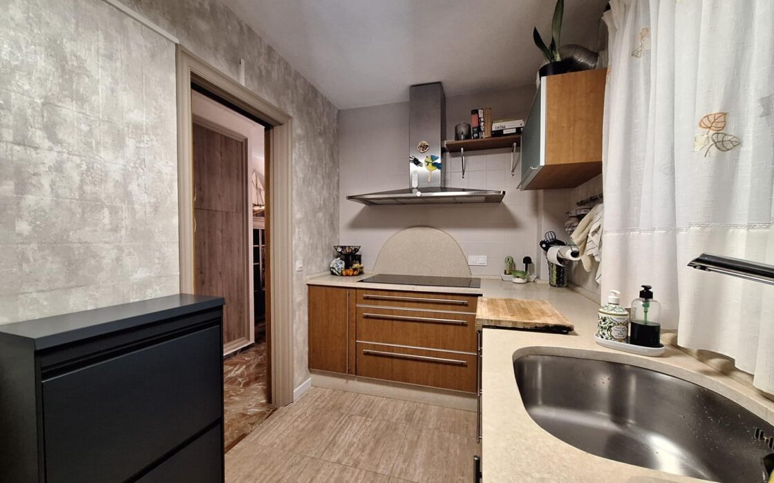 Апартамент 127 кв.м в Аликанте у моря с террасой