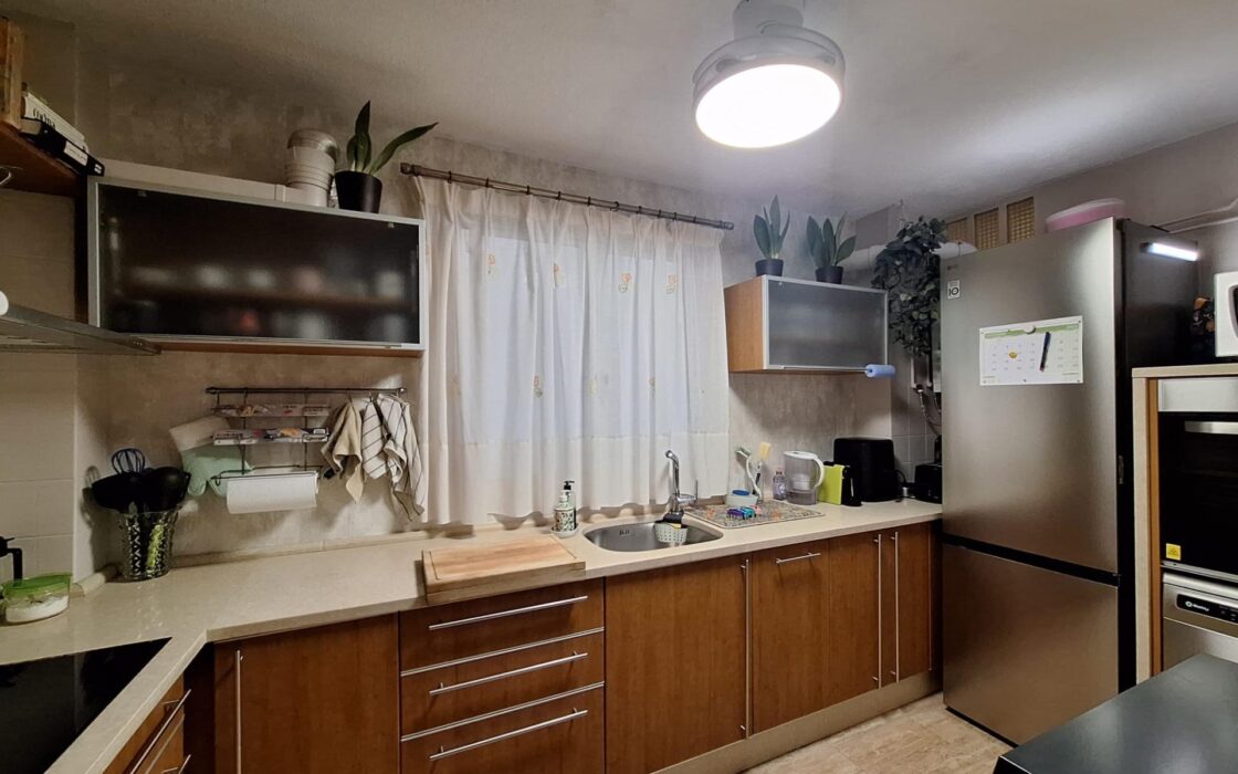 Апартамент 127 кв.м в Аликанте у моря с террасой