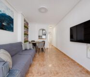 Апартаменты в Торревьехе 68 кв.м с террасой у моря