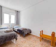 Апартаменты в Торревьехе 68 кв.м с террасой у моря