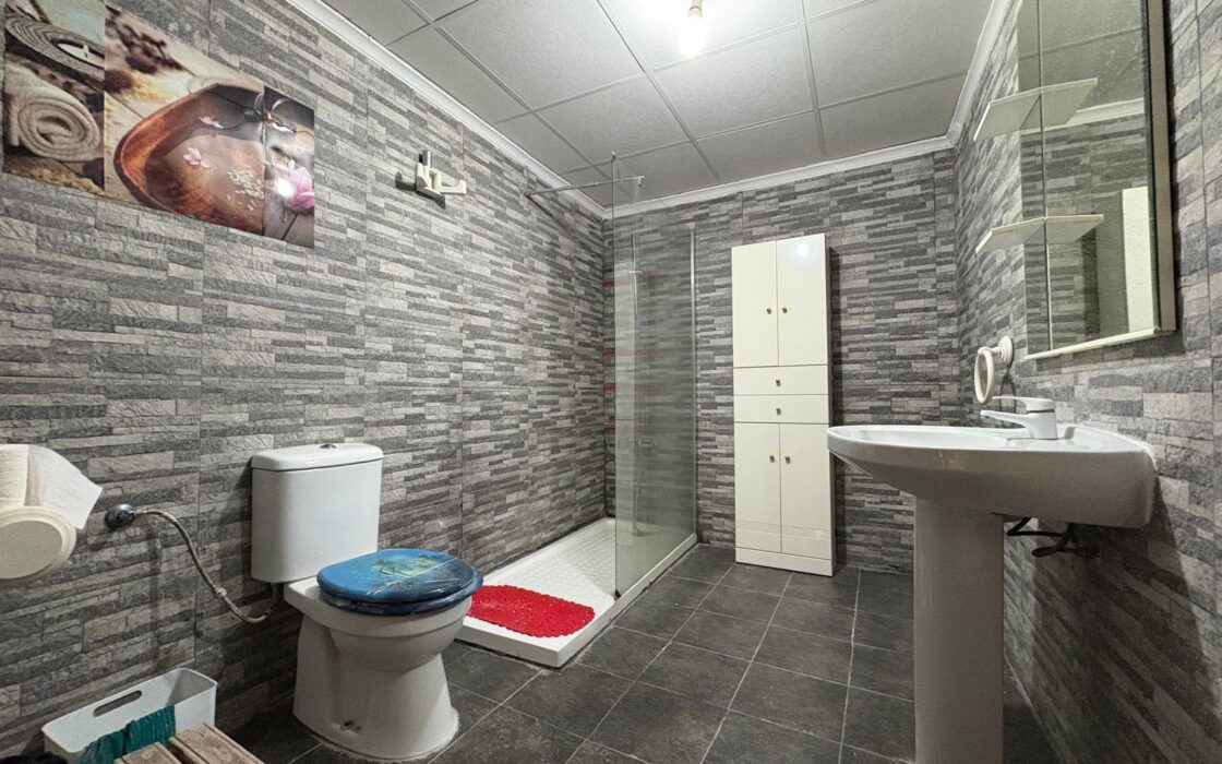 Апартаменты 99 кв.м у моря в Торревьехе, 2 спальни