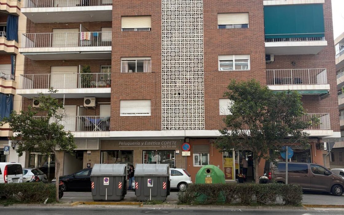 Апартаменты 99 кв.м у моря в Торревьехе, 2 спальни