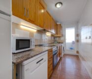 Апартаменты 3 комнаты в Торревьехе 850 м до моря с террасой