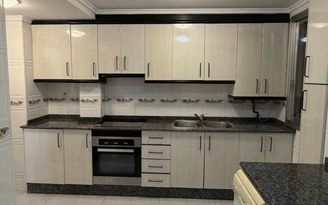 Квартира з 3 спальнями у Валенсії, затишний район Quatre Carreras