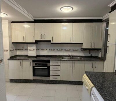 Квартира з 3 спальнями у Валенсії, затишний район Quatre Carreras