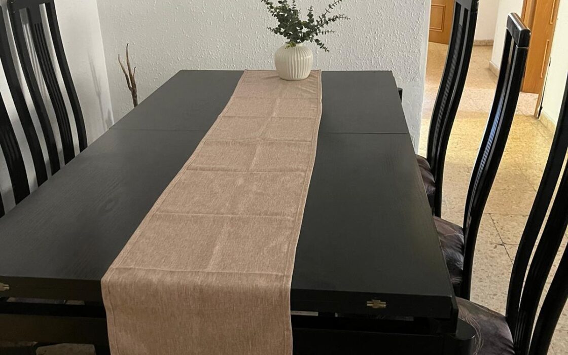 Квартира з 3 спальнями у Валенсії, затишний район Quatre Carreras