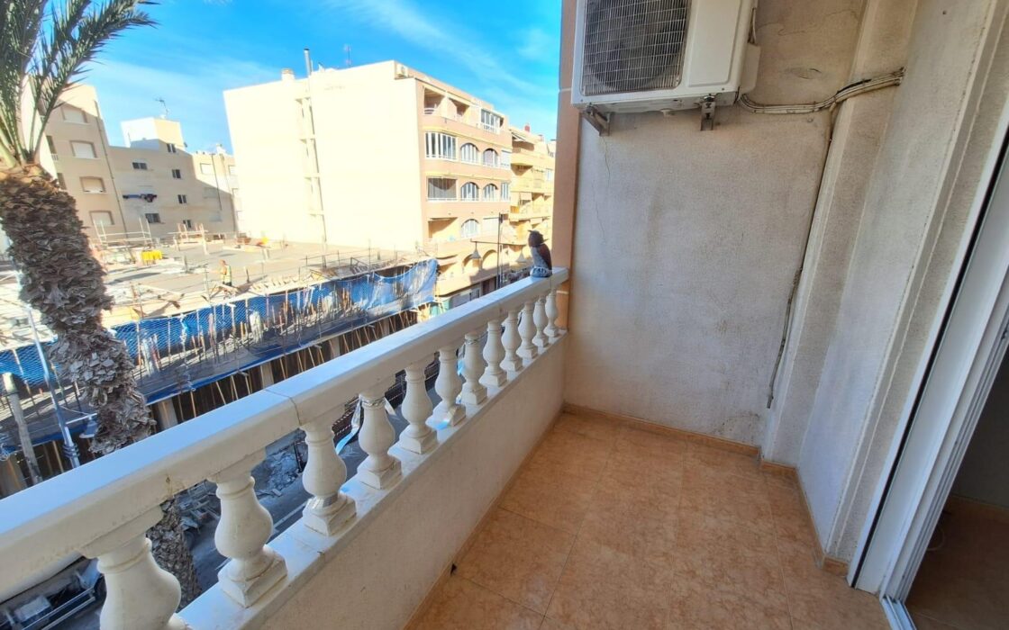 Апартаменты в Торревьехе 78 кв.м в 100 м от моря