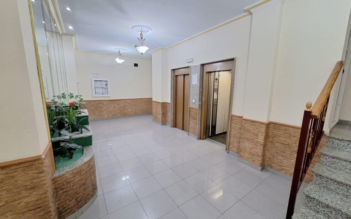 Апартаменты в Торревьехе 78 кв.м в 100 м от моря