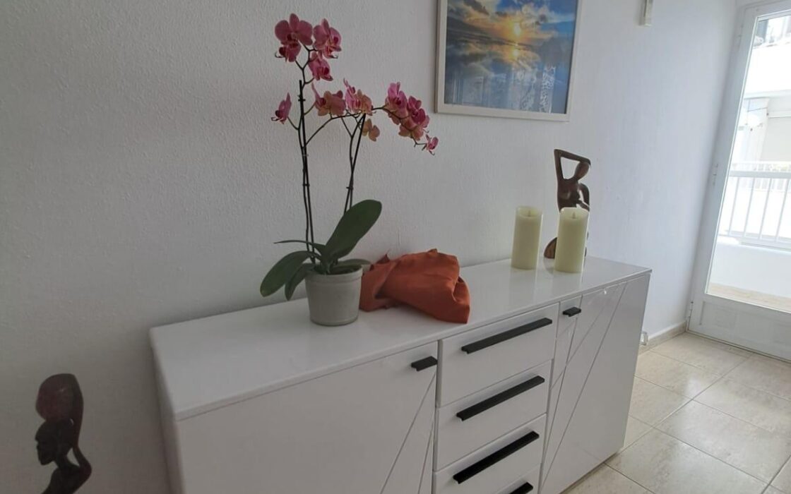 Уютная квартира 56 кв.м в центре Торревьехи у моря