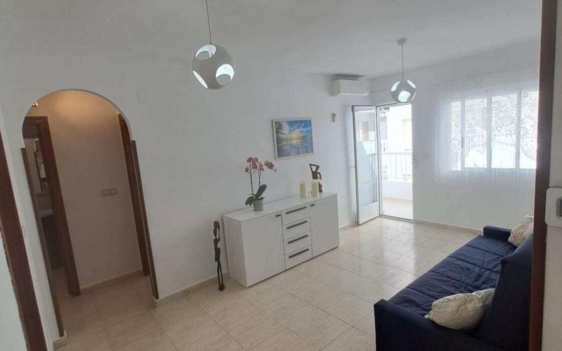 Уютная квартира 56 кв.м в центре Торревьехи у моря