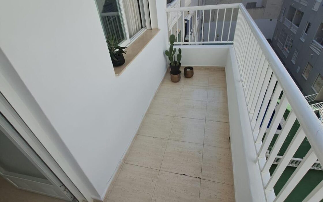 Уютная квартира 56 кв.м в центре Торревьехи у моря