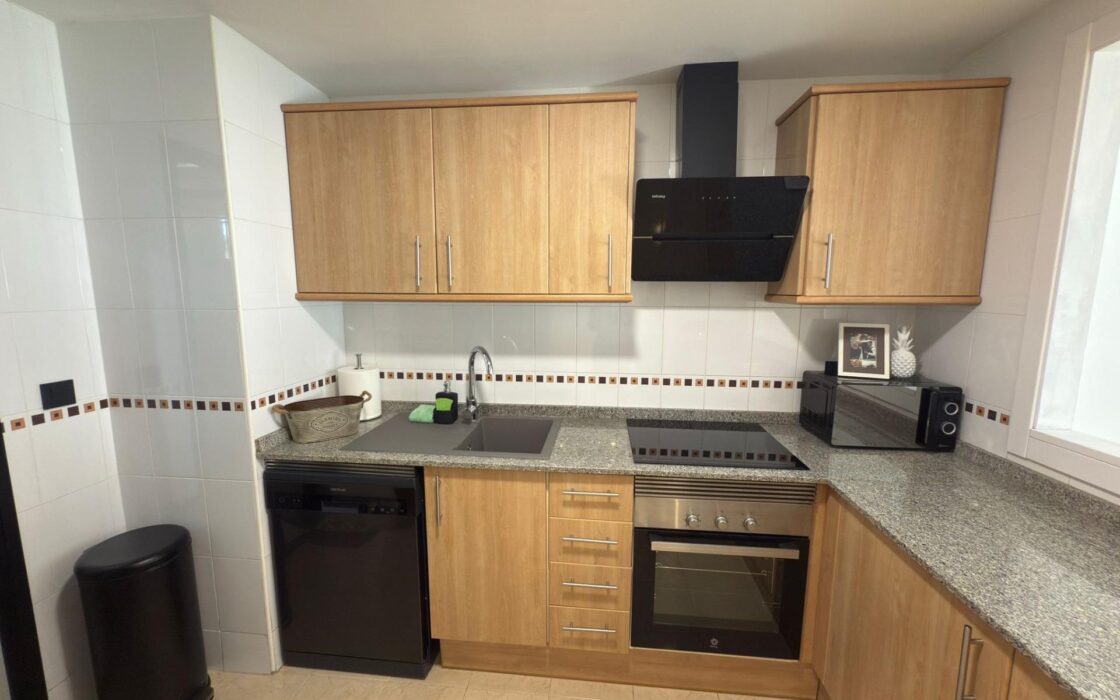 Апартаменты 75 кв.м с видом на море в Вильяхойосе