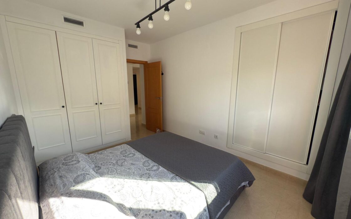 Апартаменты 75 кв.м с видом на море в Вильяхойосе