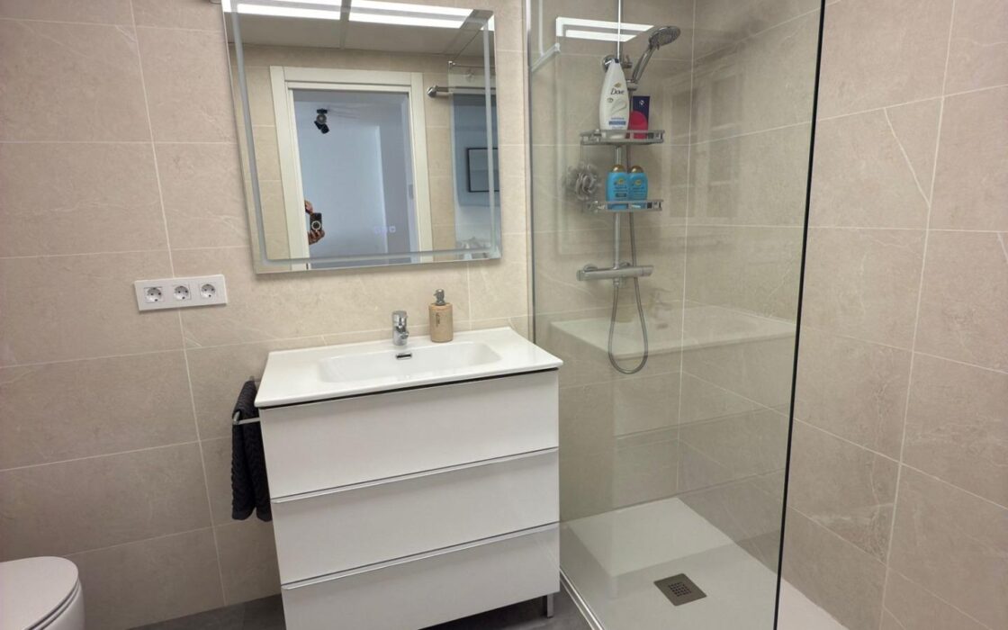 Апартаменты 75 кв.м с видом на море в Вильяхойосе