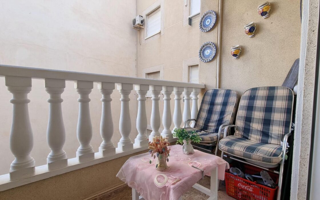 Квартира 58 кв.м у моря в Торревьехе с двумя спальнями