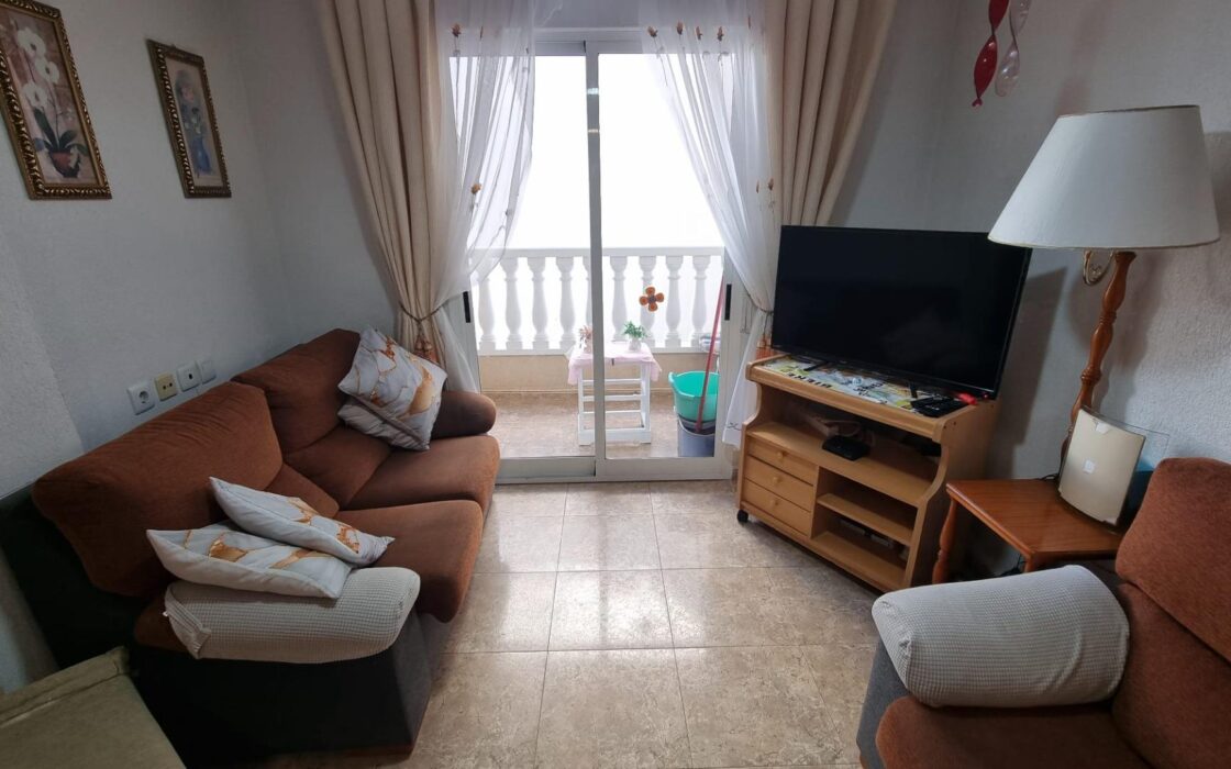 Квартира 58 кв.м у моря в Торревьехе с двумя спальнями