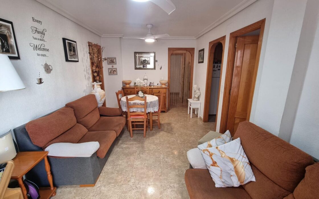 Квартира 58 кв.м у моря в Торревьехе с двумя спальнями