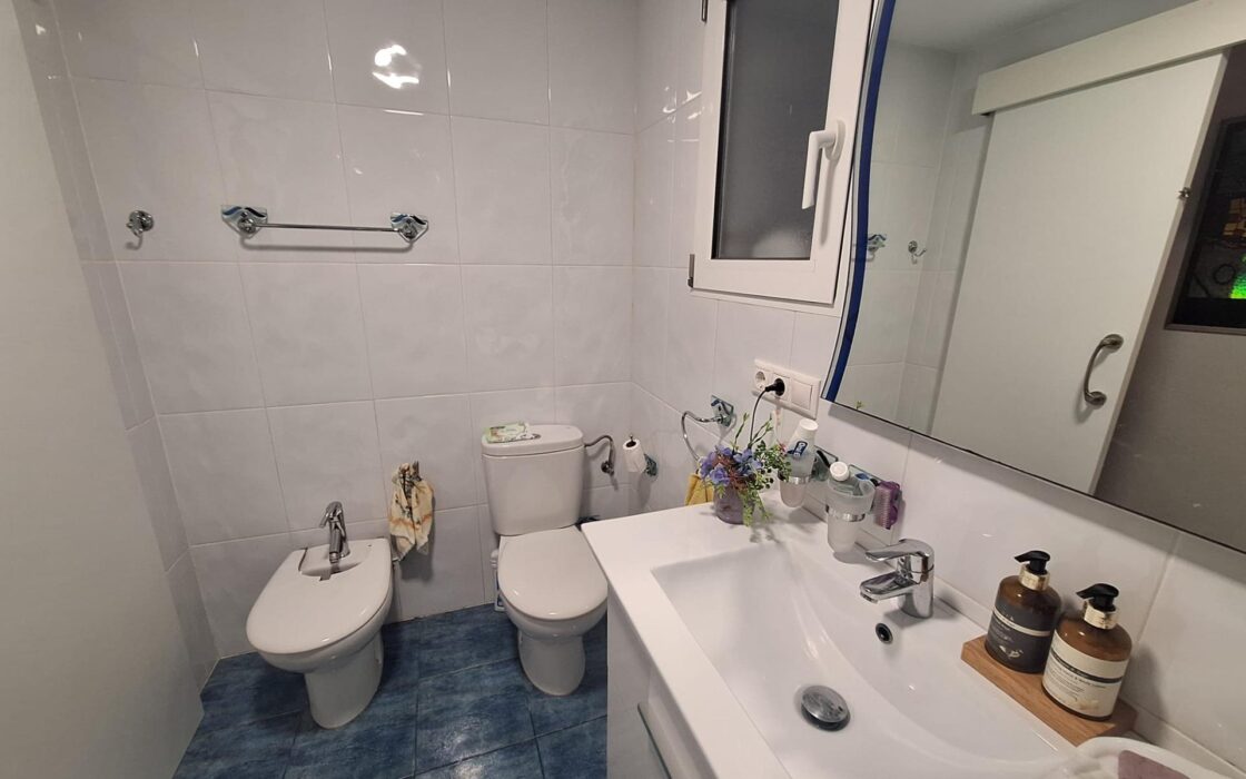 Апартаменти 72 кв.м в Аликанті, 1.8 км до моря