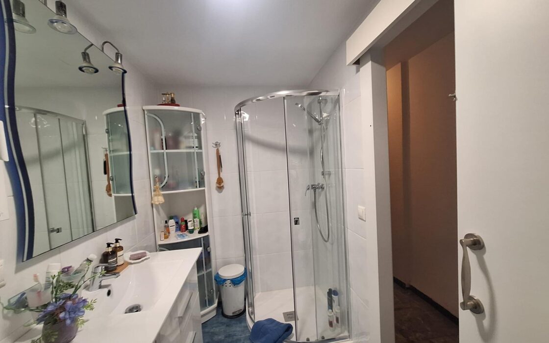 Апартаменти 72 кв.м в Аликанті, 1.8 км до моря