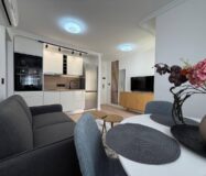 Апартаменты 54 кв.м с террасой в Торревьехе у моря