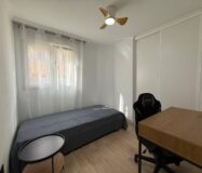 Апартаменты 54 кв.м с террасой в Торревьехе у моря