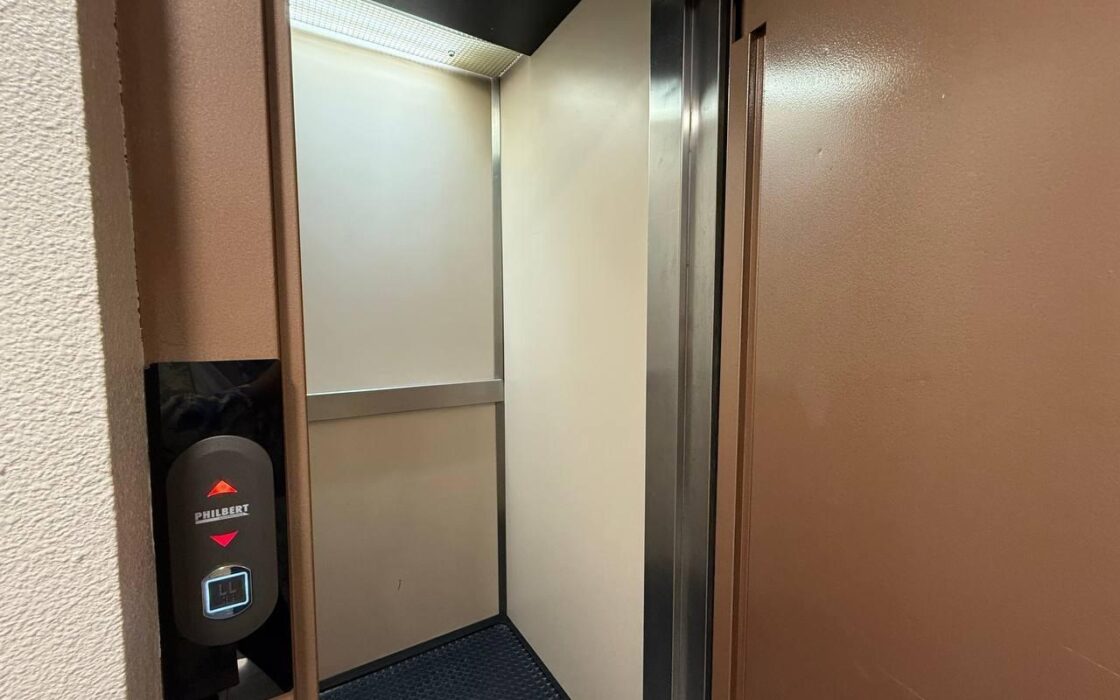 Апартаменты 54 кв.м с террасой в Торревьехе у моря