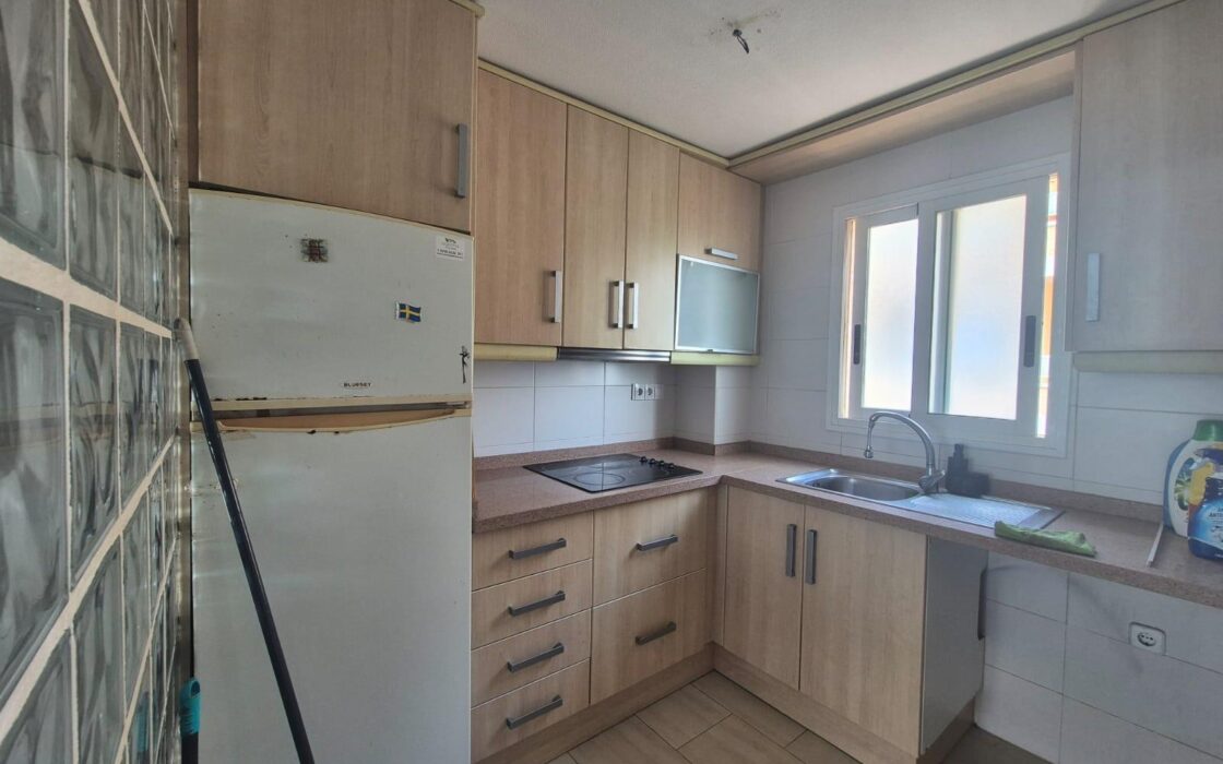 Апартаменты 56 кв.м в Торревьехе у моря, 2 спальни