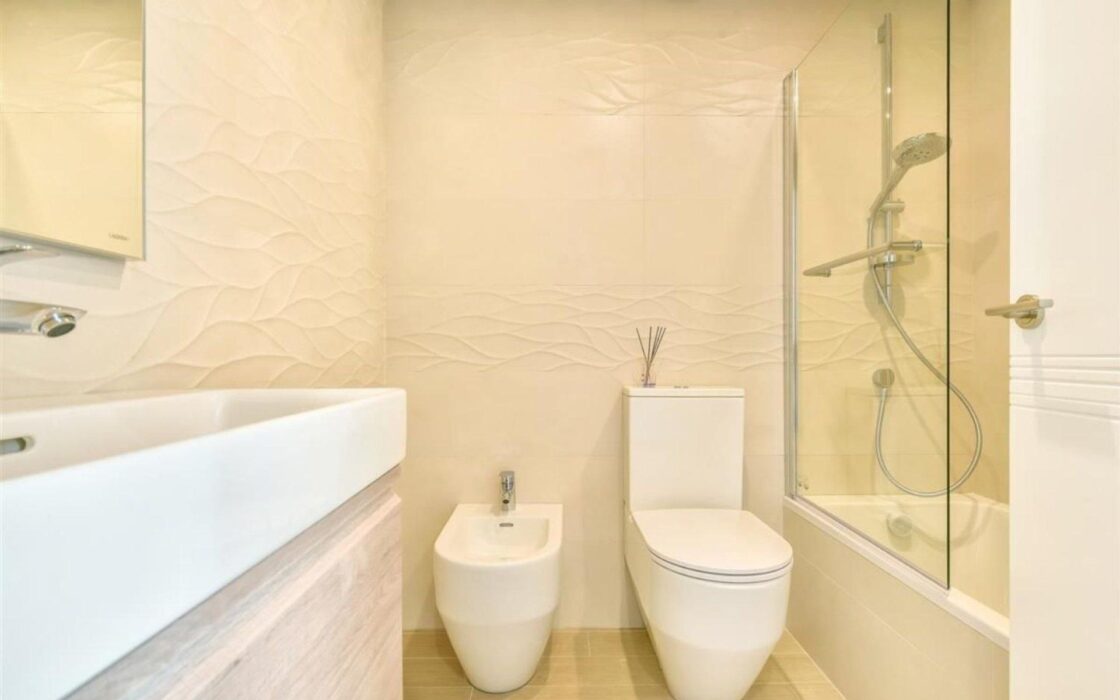 Квартира 143 кв.м з панорамним видом на море в Кальпе