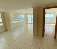 Просторий апартамент 165 кв.м з панорамним видом в Кальпе