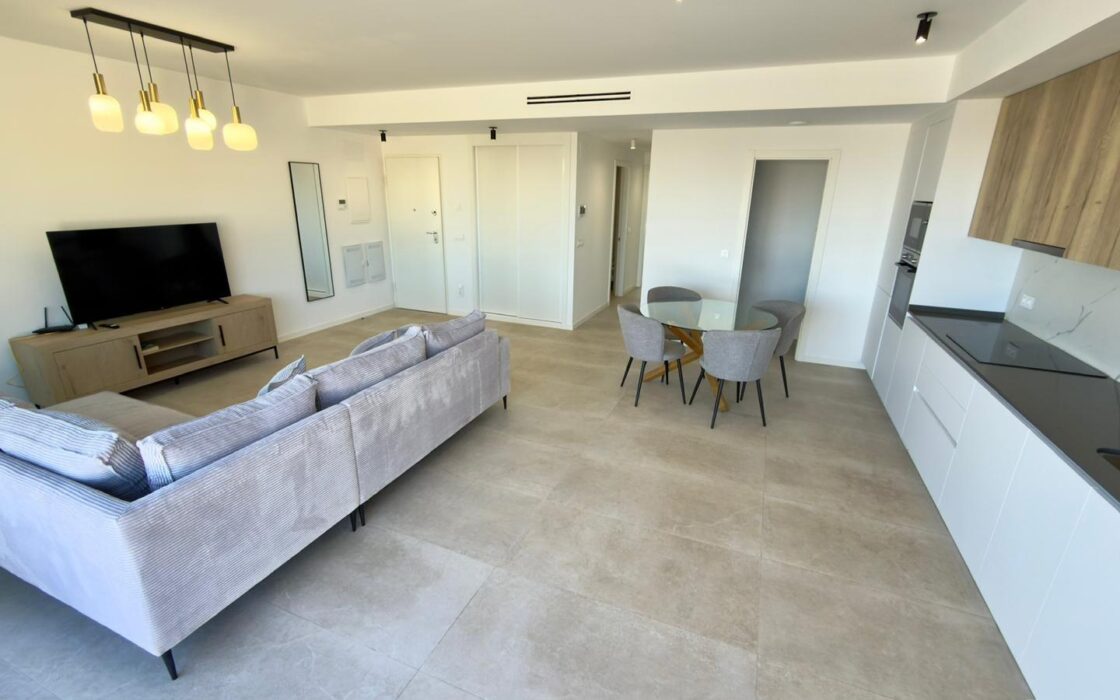 Квартира в Финестрате 134 кв.м з видом на море та терасою