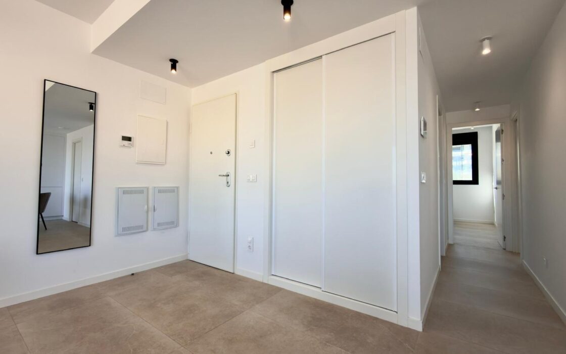 Квартира в Финестрате 134 кв.м з видом на море та терасою