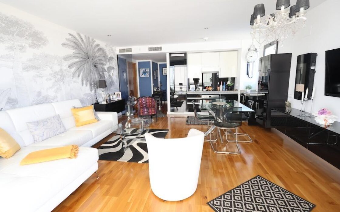 Апартаменты 87 кв.м с видом на море в Ориуэла Коста