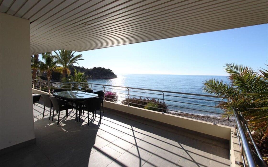 Квартира 170 кв.м з терасою та видом на море, Альтеа