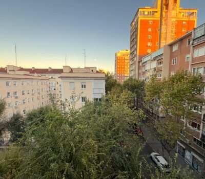 Апартаменти в Мадриді 70 кв.м з терасою та балконом