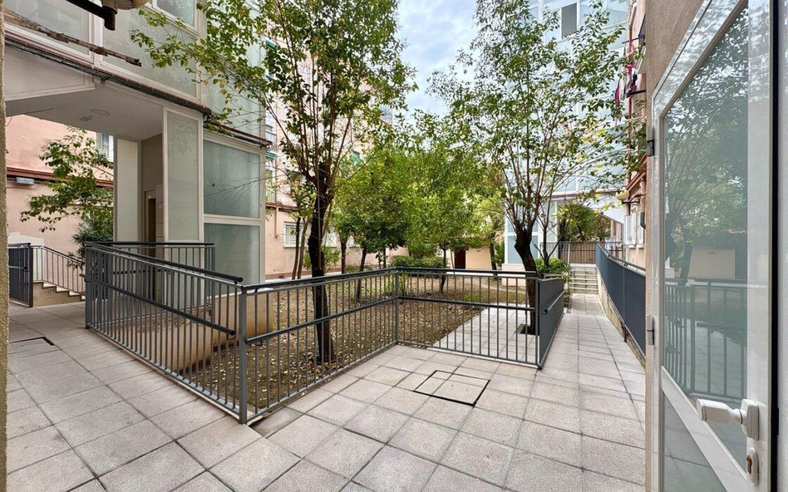 Апартаменты в Мадриде 70 кв.м с террасой и балконом