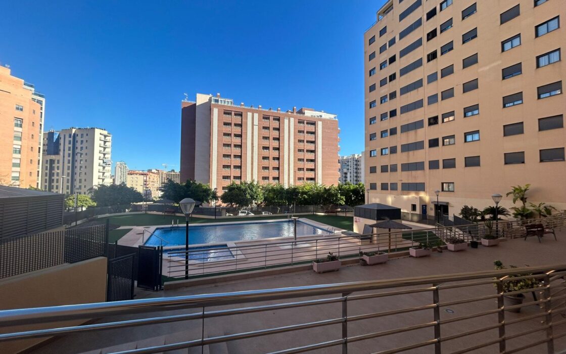 Апартаменты 96 кв.м с видом на море в Ла-Кала-де-Вильяхойса