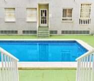 Апартаменты 3 комнаты в Торревьехе с общим бассейном