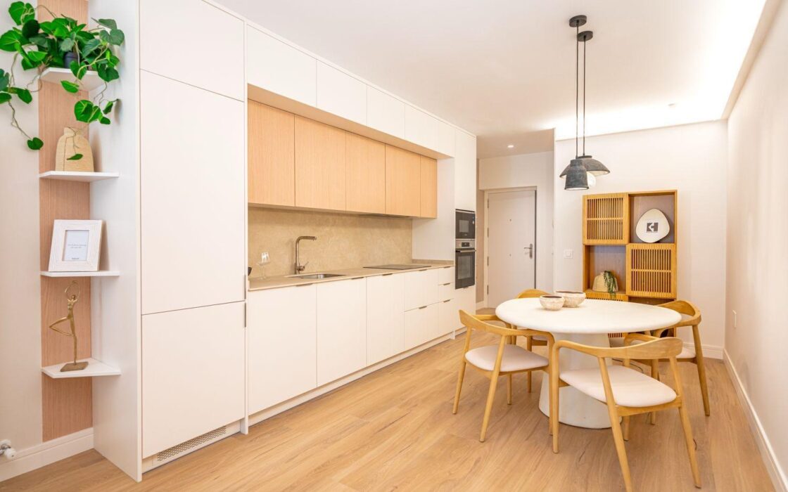 Апартаменты 3 комнаты в Мадриде с террасой 115 кв.м