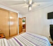 Апартаменты в Торревьехе 63 кв.м у моря с террасой