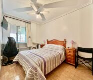 Апартаменты в Торревьехе 63 кв.м у моря с террасой