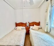 Апартаменты в Торревьехе 63 кв.м у моря с террасой