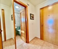 Апартаменты 50 кв.м в Торревьехе у моря с террасой