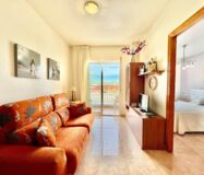 Апартаменты 50 кв.м в Торревьехе у моря с террасой