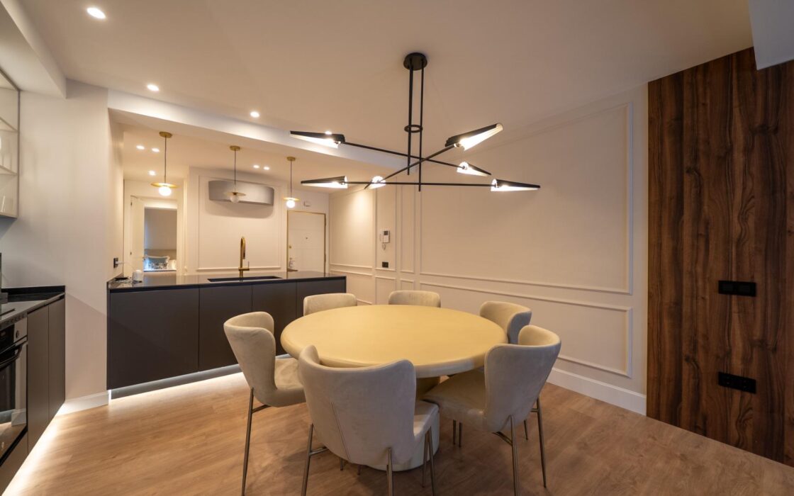 Апартаменти в Мадриді з терасою, 122 кв.м, 4 кімнати