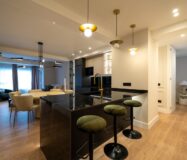 Апартаменти в Мадриді з терасою, 122 кв.м, 4 кімнати