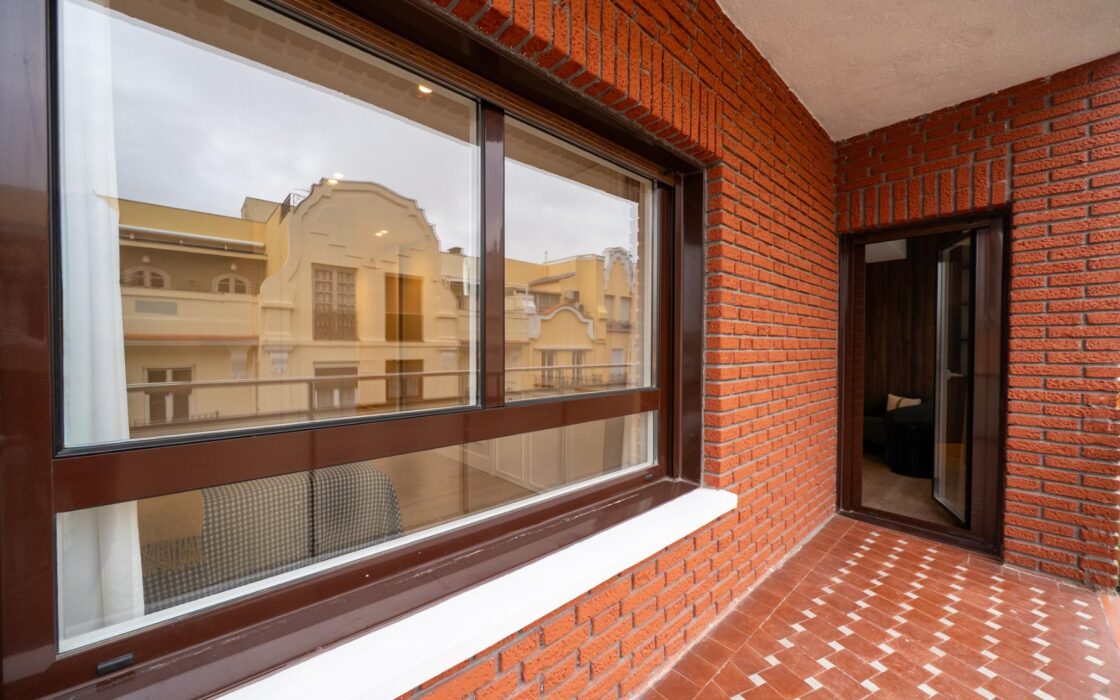 Апартаменти в Мадриді з терасою, 122 кв.м, 4 кімнати