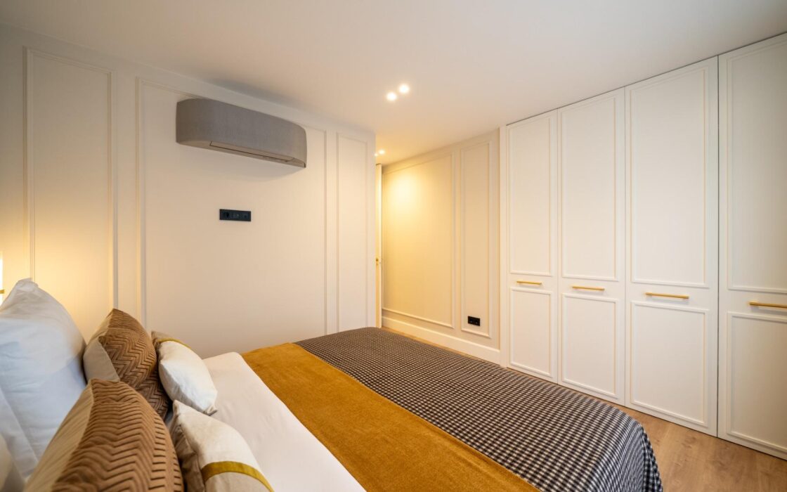 Апартаменти в Мадриді з терасою, 122 кв.м, 4 кімнати