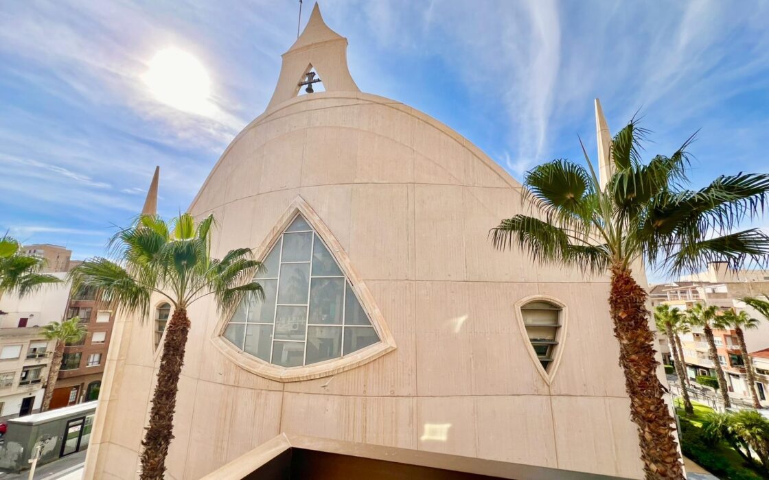 Апартаменты в Торревьехе у моря 145 кв.м с террасой